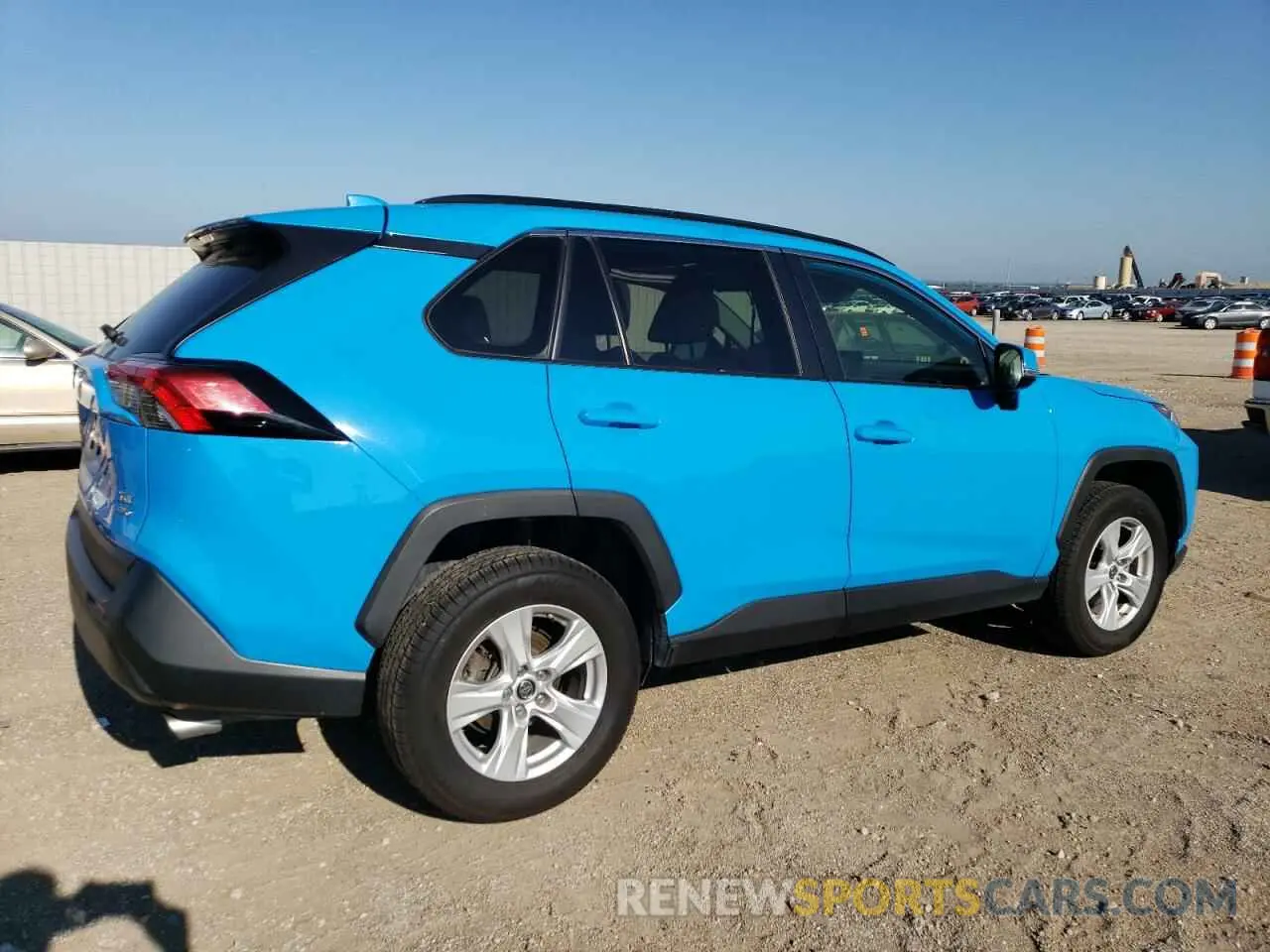 3 Photograph of a damaged car JTMP1RFV3KD029622 TOYOTA RAV4 2019