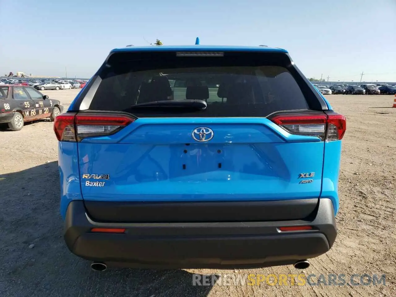 6 Photograph of a damaged car JTMP1RFV3KD029622 TOYOTA RAV4 2019