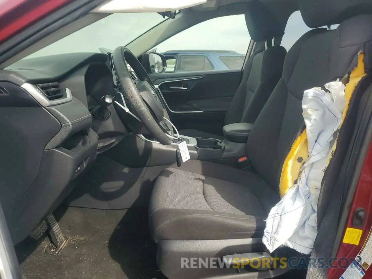 7 Photograph of a damaged car JTMP1RFV3KD034965 TOYOTA RAV4 2019