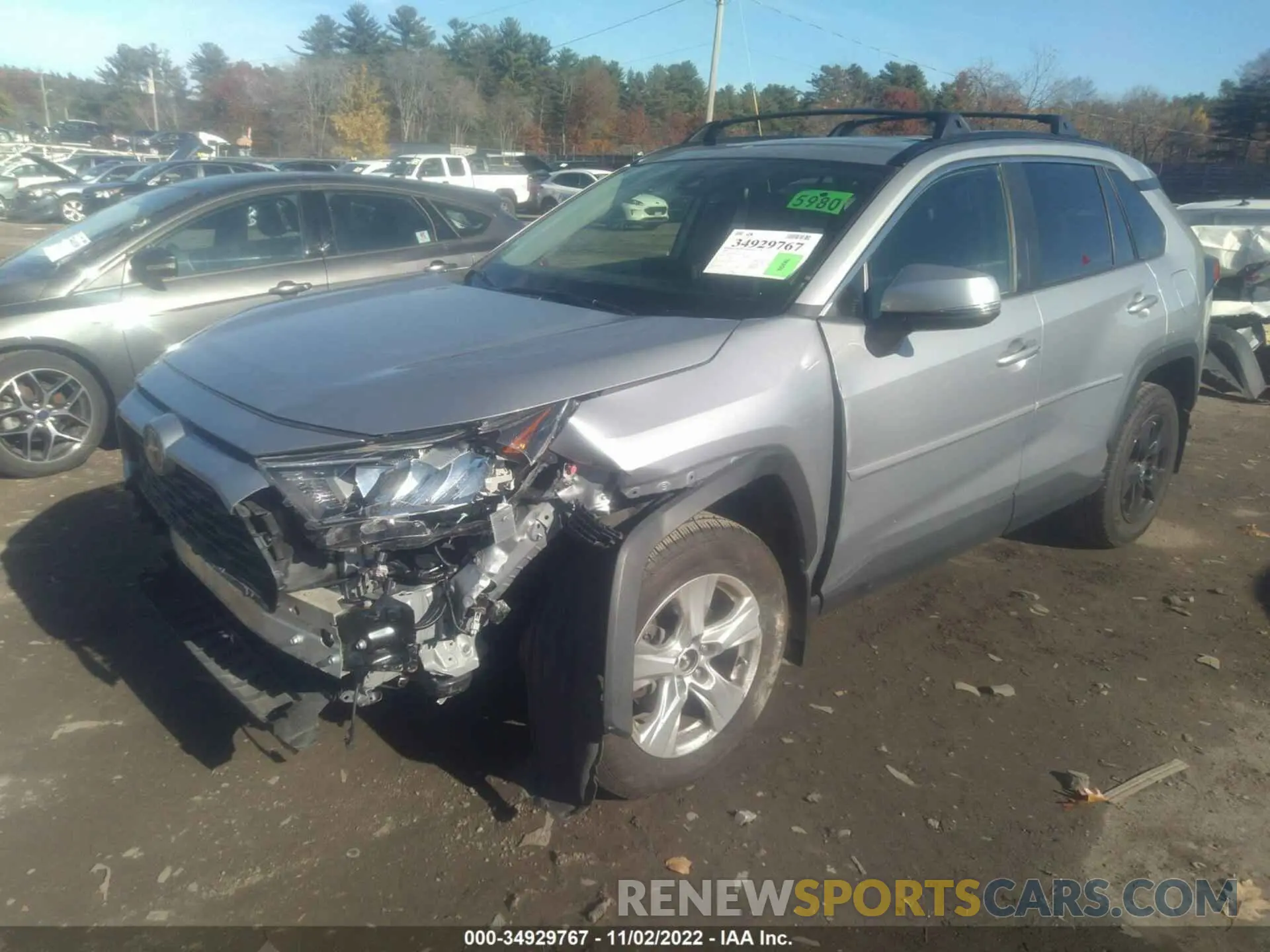 2 Фотография поврежденного автомобиля JTMP1RFV3KD042368 TOYOTA RAV4 2019
