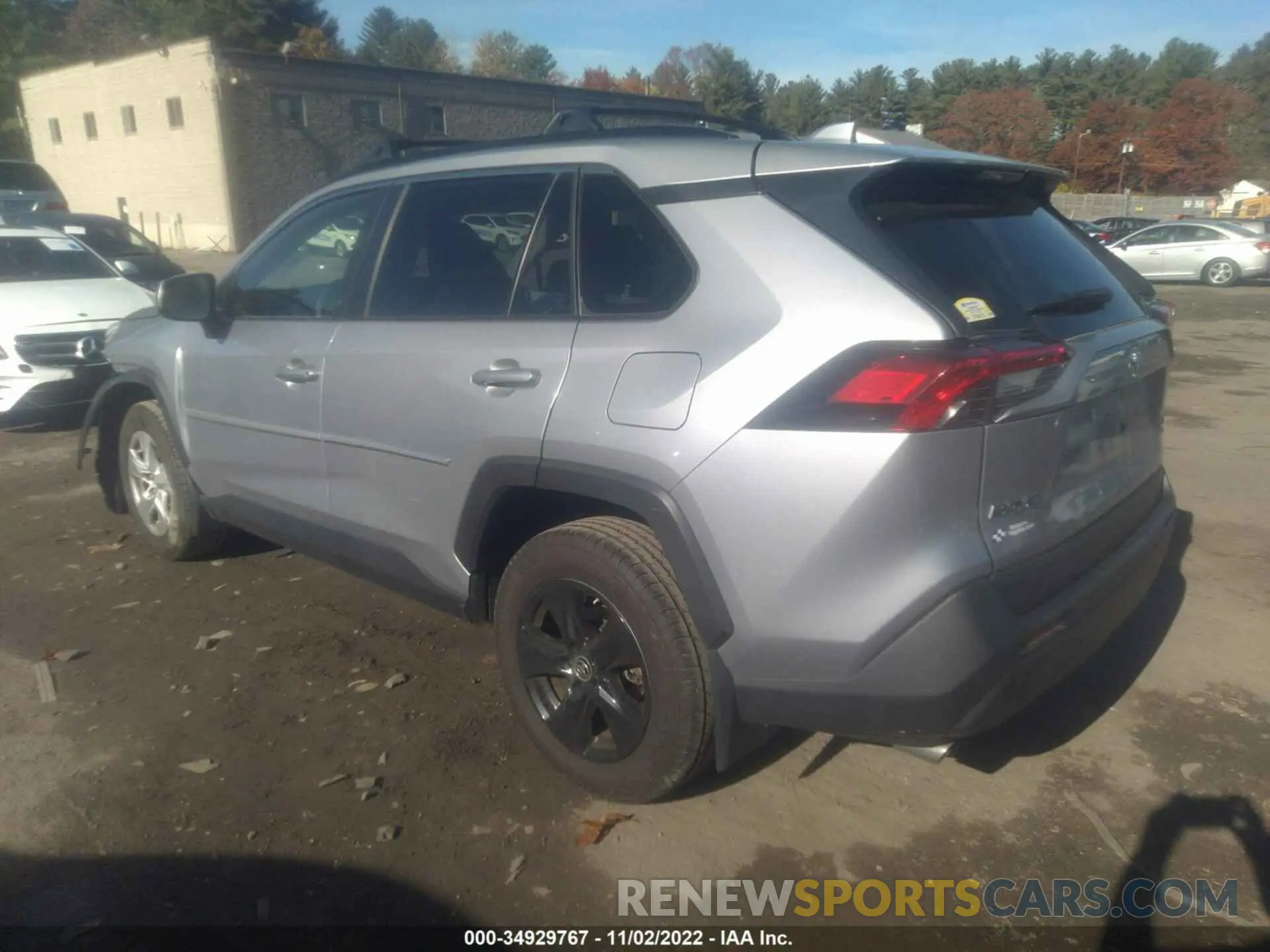 3 Фотография поврежденного автомобиля JTMP1RFV3KD042368 TOYOTA RAV4 2019