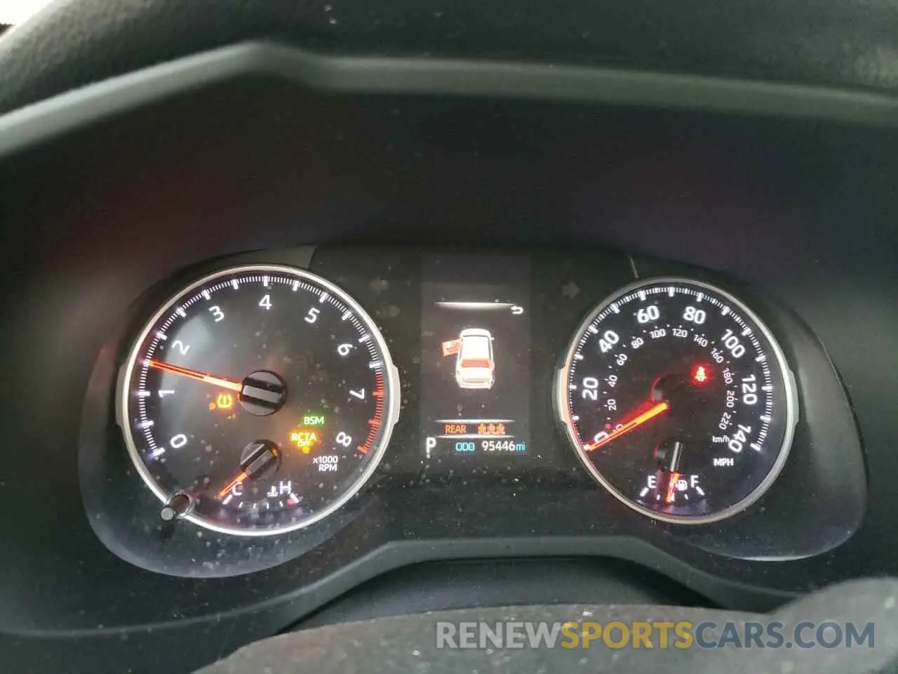 9 Фотография поврежденного автомобиля JTMP1RFV3KD501303 TOYOTA RAV4 2019
