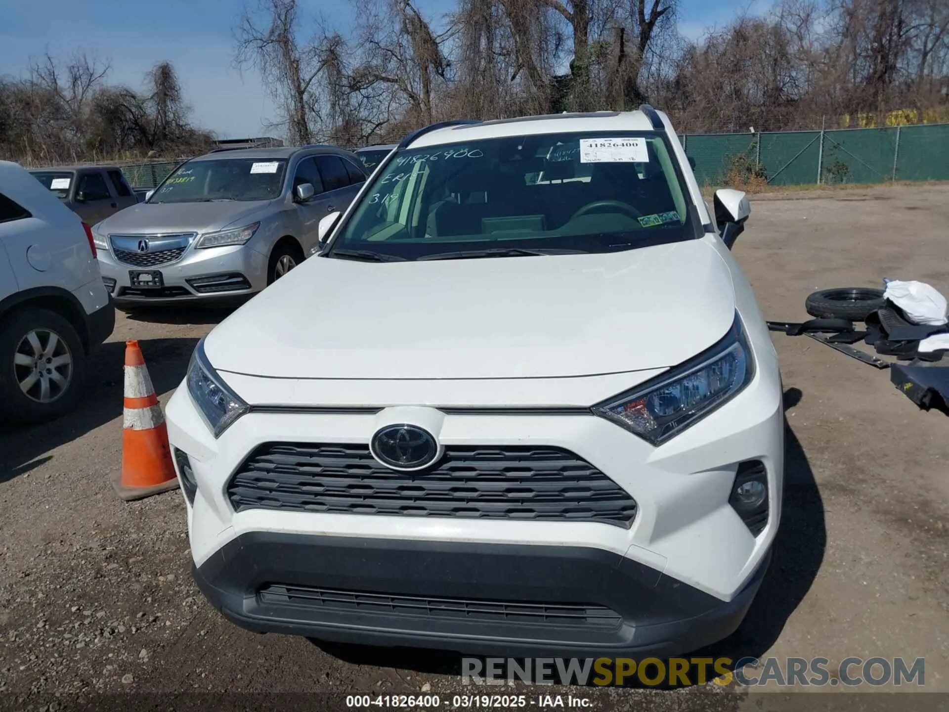 13 Photograph of a damaged car JTMP1RFV3KD503617 TOYOTA RAV4 2019