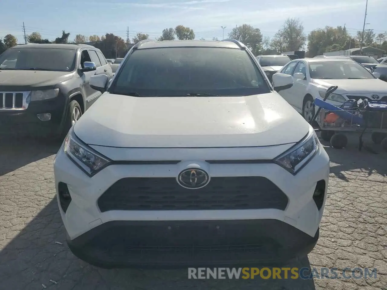 5 Photograph of a damaged car JTMP1RFV4KD006527 TOYOTA RAV4 2019