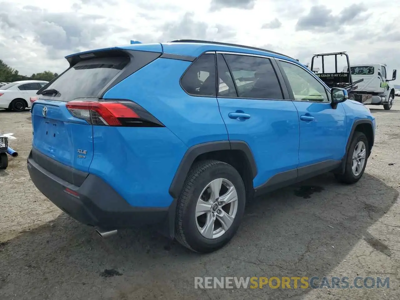 3 Photograph of a damaged car JTMP1RFV4KD025921 TOYOTA RAV4 2019