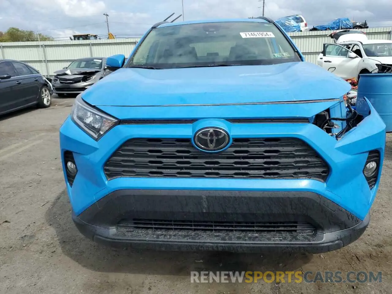 5 Photograph of a damaged car JTMP1RFV4KD025921 TOYOTA RAV4 2019