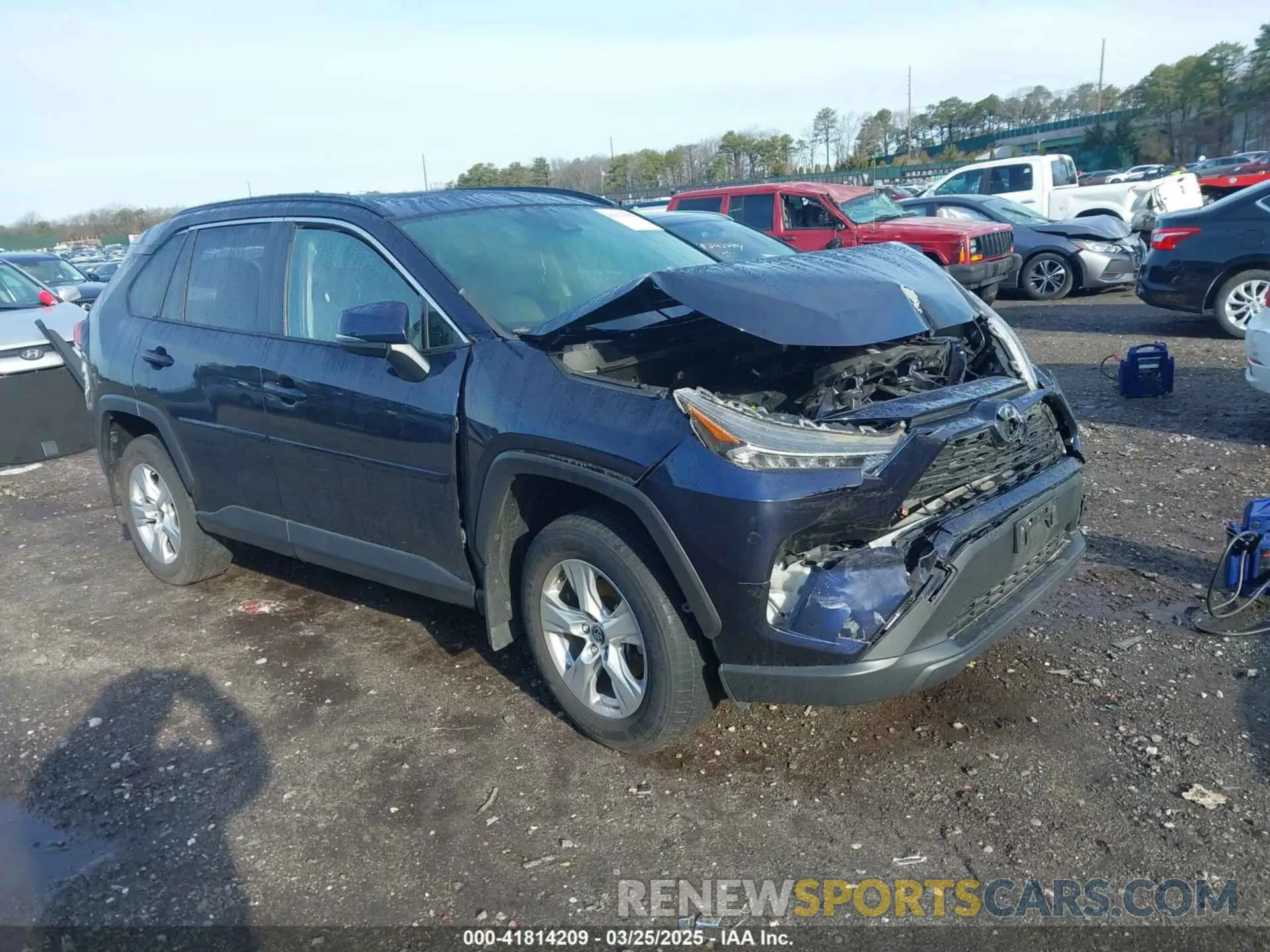 1 Фотография поврежденного автомобиля JTMP1RFV5KD023093 TOYOTA RAV4 2019