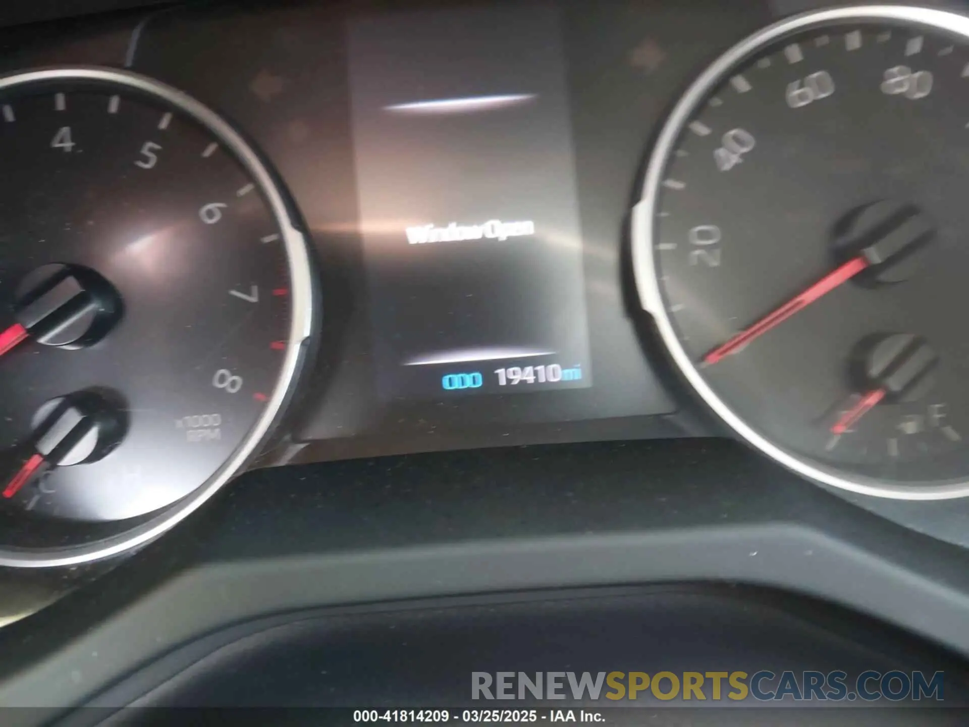 14 Фотография поврежденного автомобиля JTMP1RFV5KD023093 TOYOTA RAV4 2019