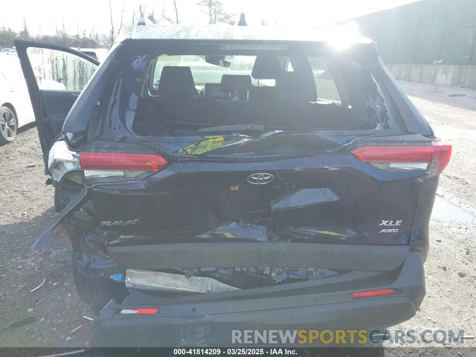6 Фотография поврежденного автомобиля JTMP1RFV5KD023093 TOYOTA RAV4 2019
