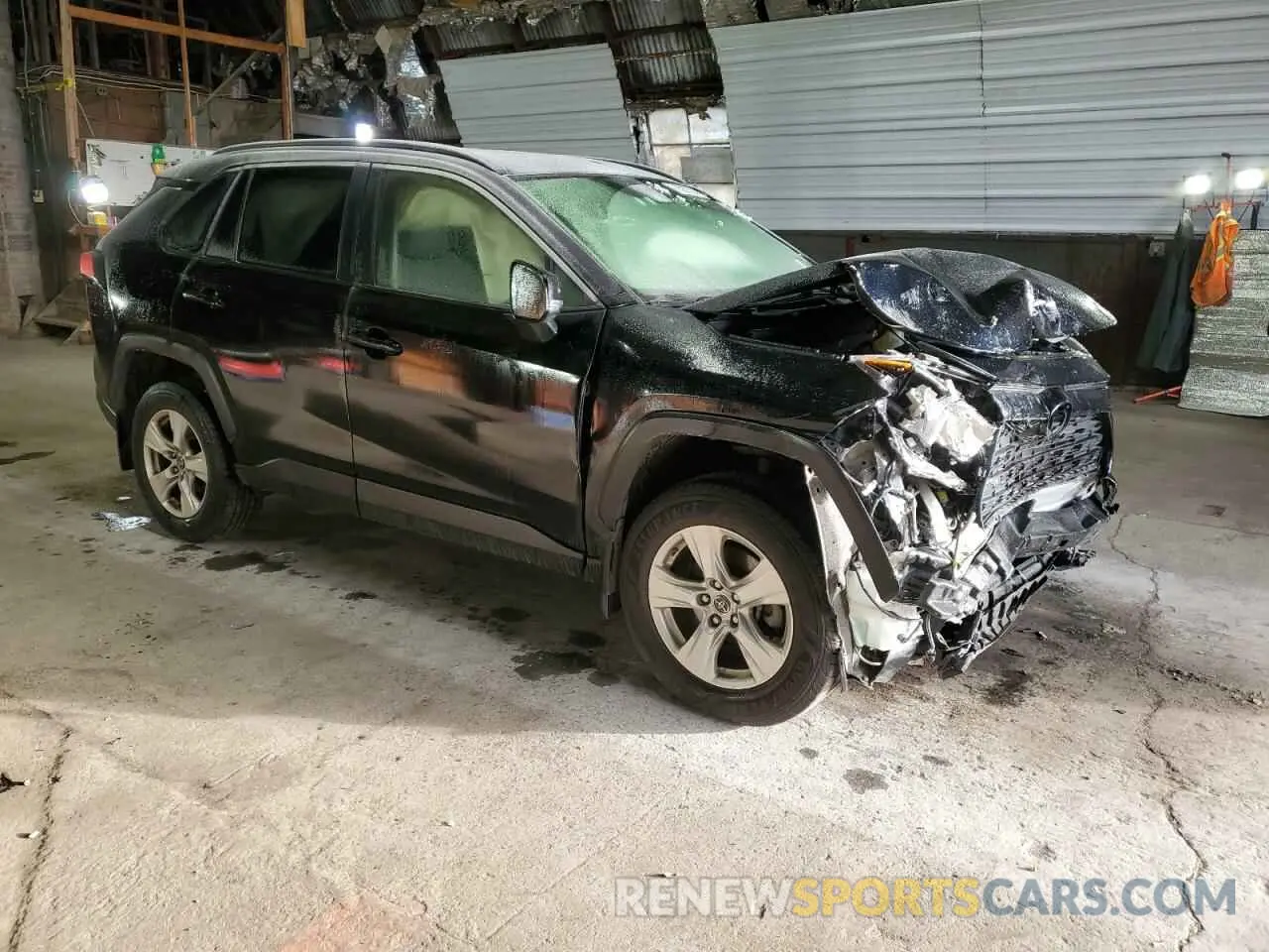 4 Photograph of a damaged car JTMP1RFV6KD017836 TOYOTA RAV4 2019
