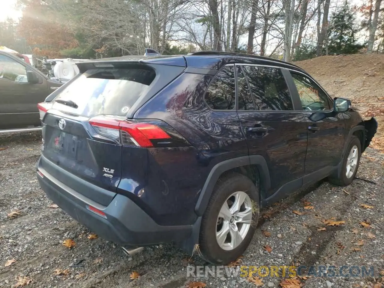 4 Photograph of a damaged car JTMP1RFV6KD032577 TOYOTA RAV4 2019