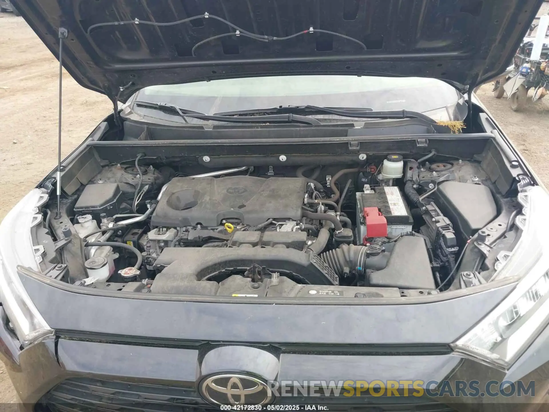 10 Photograph of a damaged car JTMP1RFV6KD500954 TOYOTA RAV4 2019
