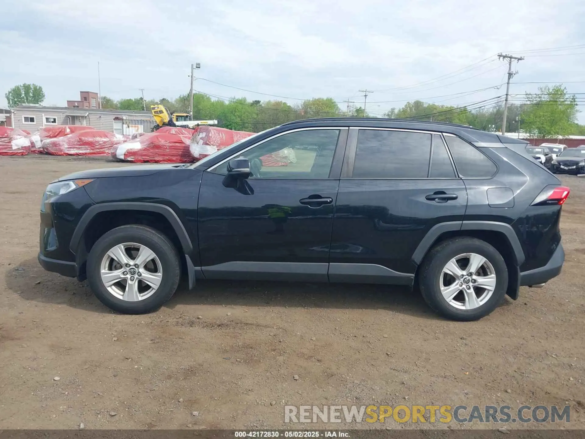 14 Photograph of a damaged car JTMP1RFV6KD500954 TOYOTA RAV4 2019