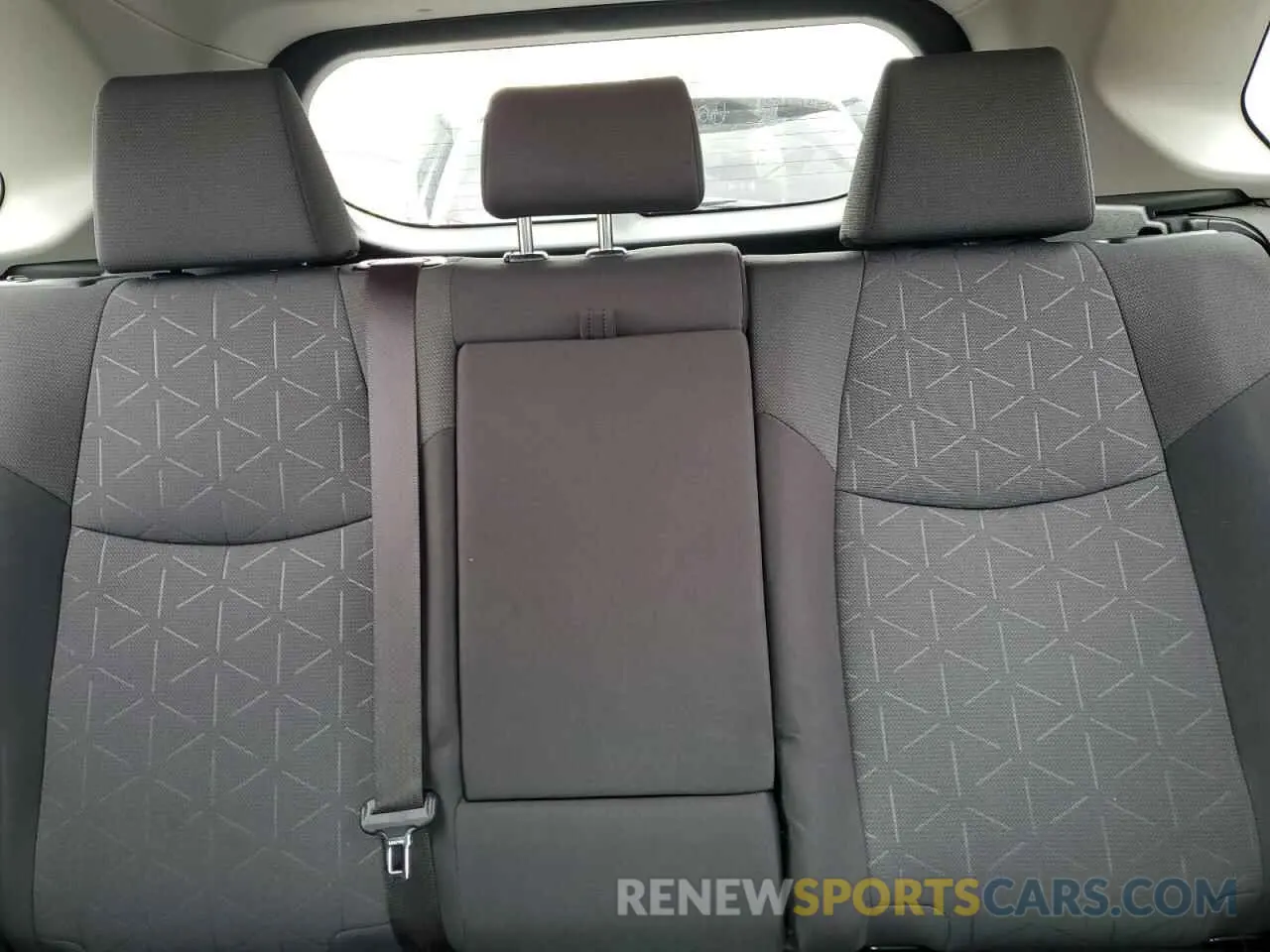 10 Фотография поврежденного автомобиля JTMP1RFV6KD502204 TOYOTA RAV4 2019