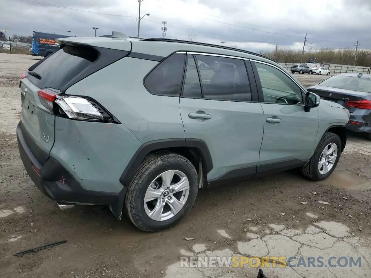 3 Фотография поврежденного автомобиля JTMP1RFV6KD502204 TOYOTA RAV4 2019