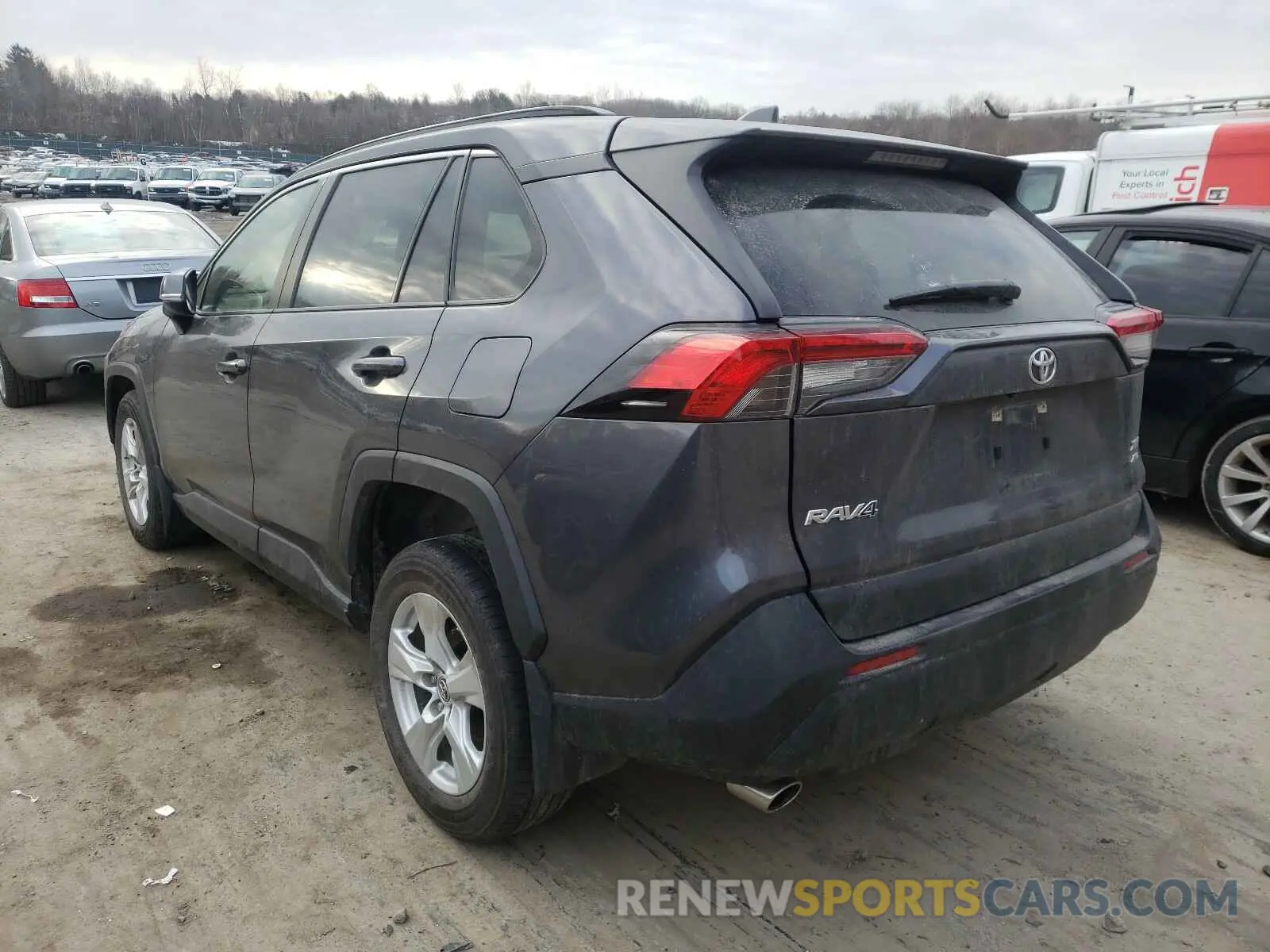 3 Photograph of a damaged car JTMP1RFV6KD514689 TOYOTA RAV4 2019