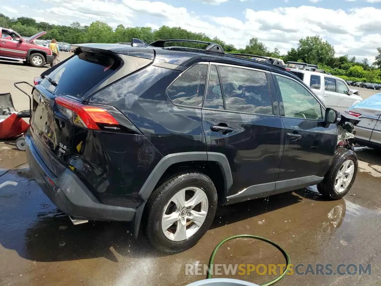 3 Фотография поврежденного автомобиля JTMP1RFV6KJ004571 TOYOTA RAV4 2019