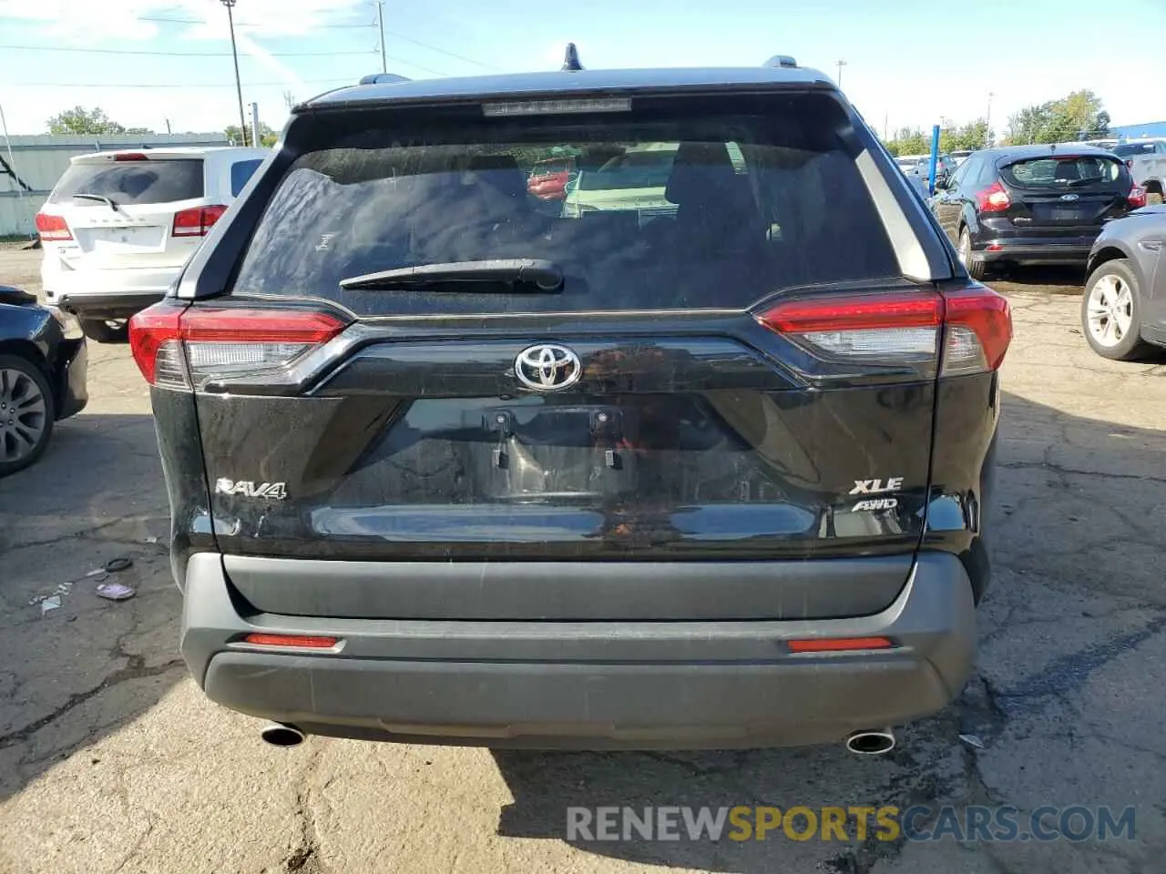 6 Photograph of a damaged car JTMP1RFV6KJ005607 TOYOTA RAV4 2019