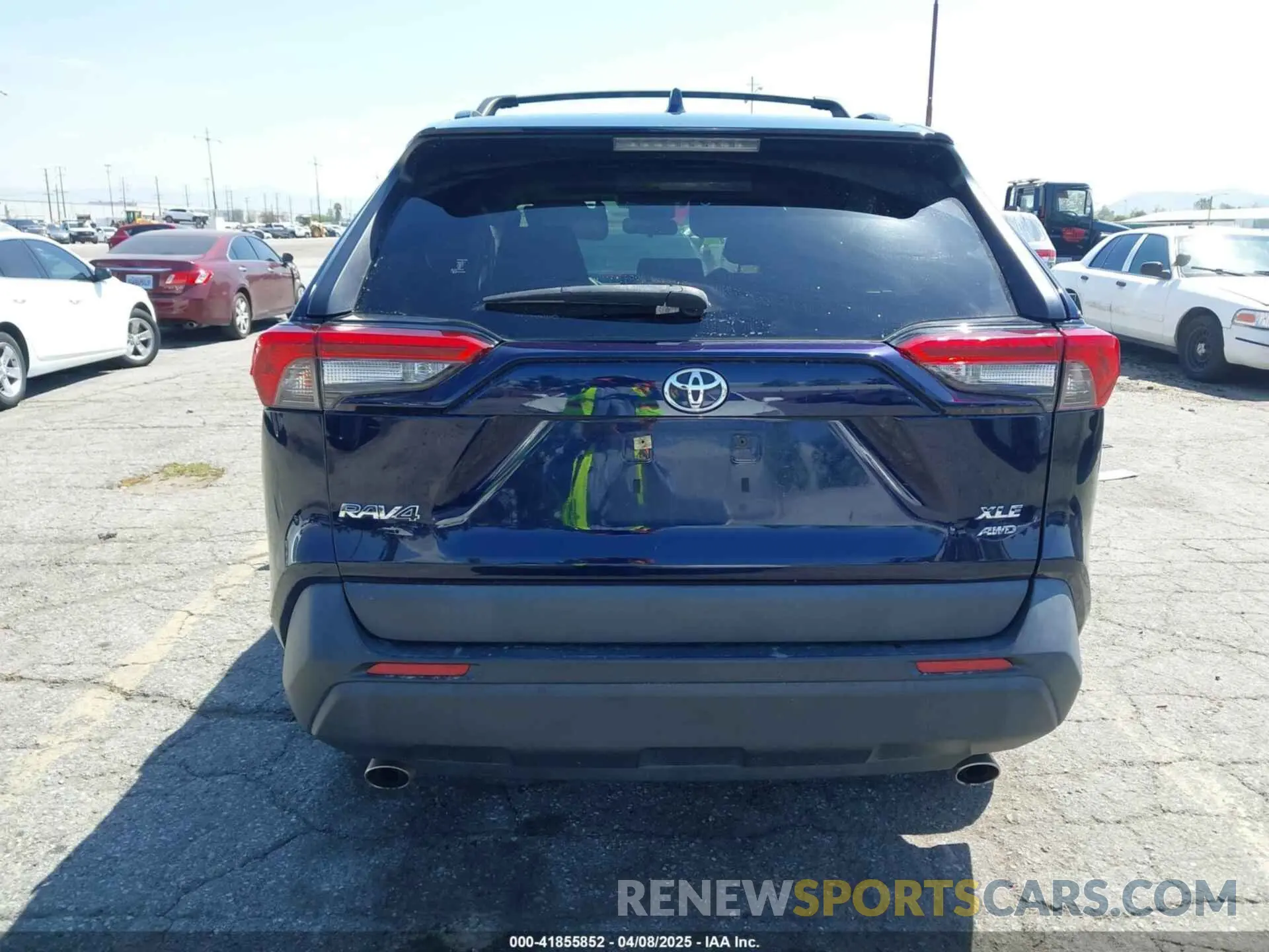 16 Фотография поврежденного автомобиля JTMP1RFV7KD025945 TOYOTA RAV4 2019
