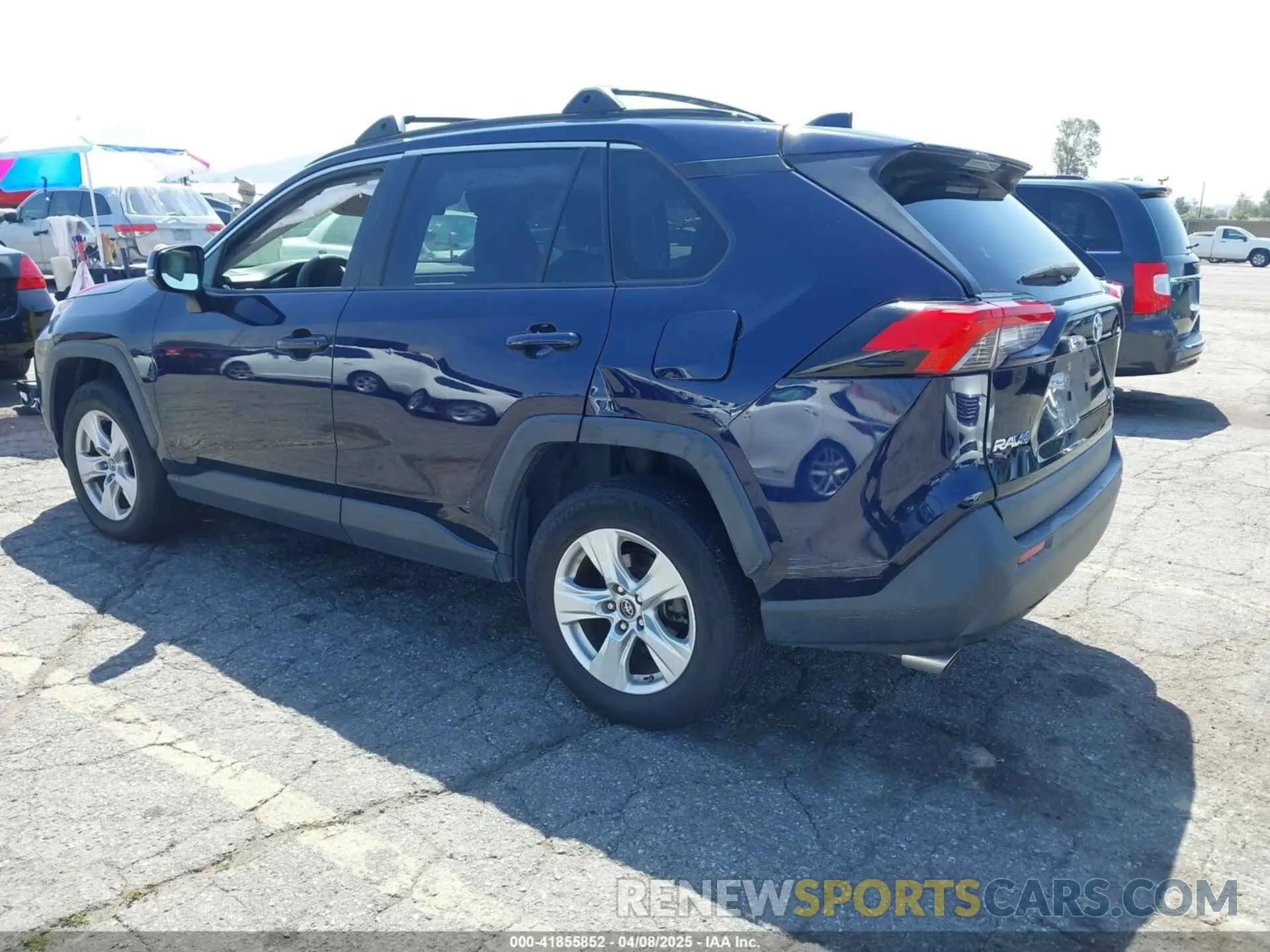 3 Фотография поврежденного автомобиля JTMP1RFV7KD025945 TOYOTA RAV4 2019