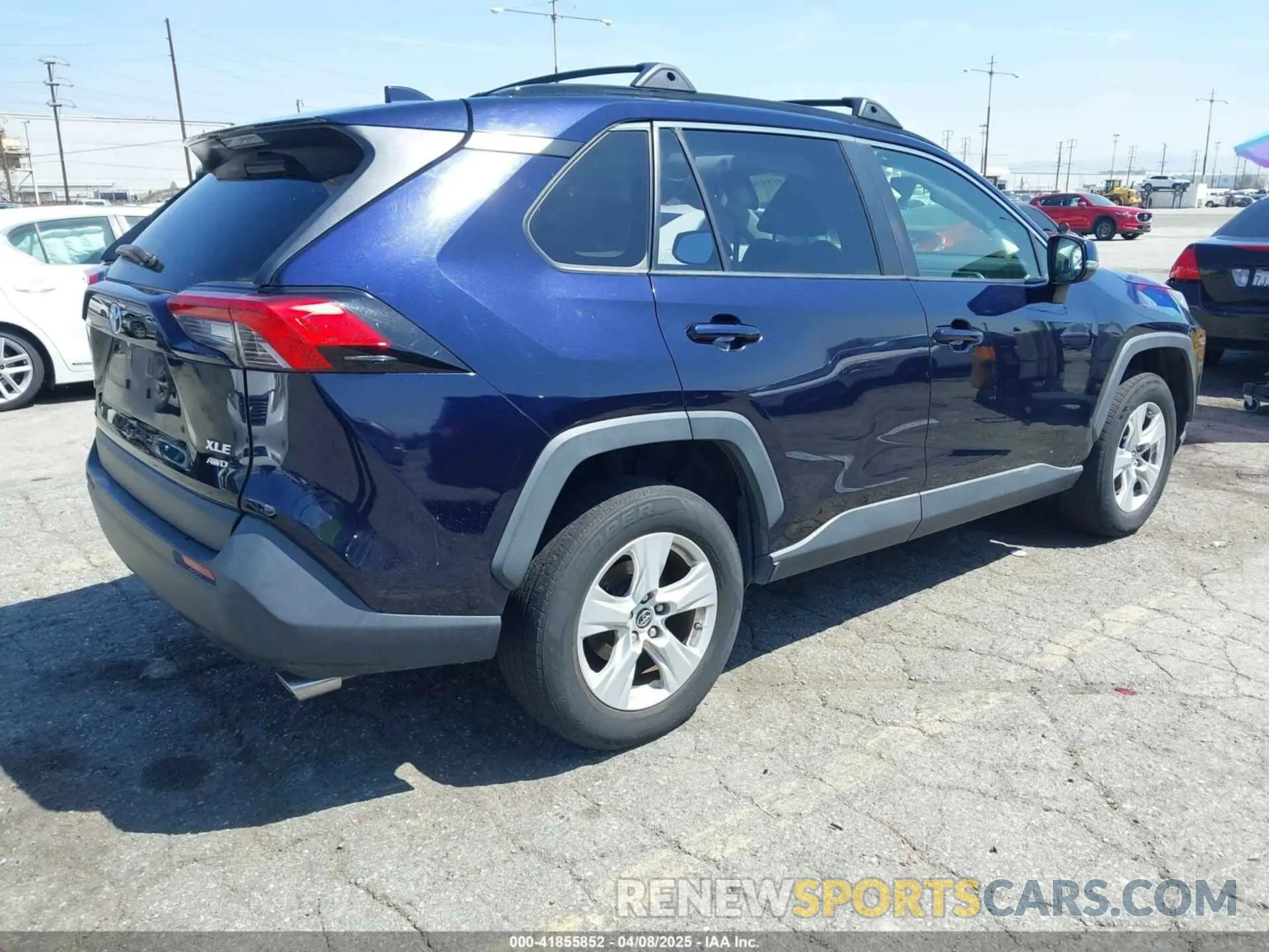 4 Фотография поврежденного автомобиля JTMP1RFV7KD025945 TOYOTA RAV4 2019