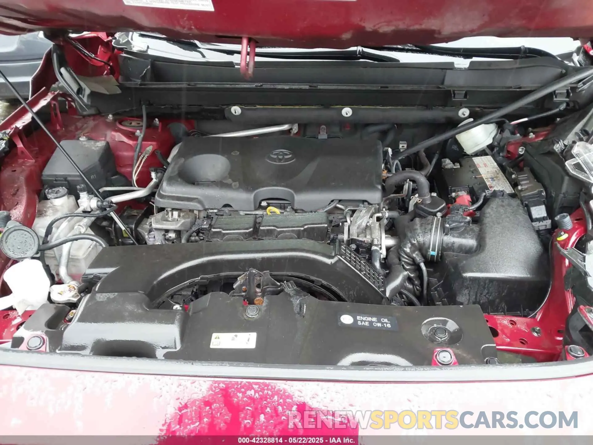 10 Photograph of a damaged car JTMP1RFV7KD516029 TOYOTA RAV4 2019