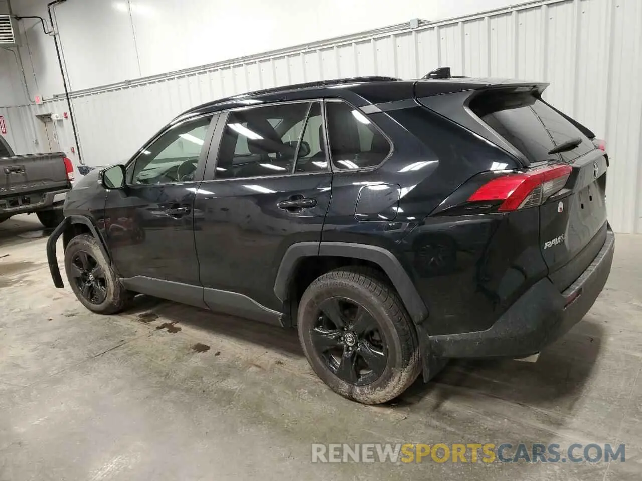 2 Photograph of a damaged car JTMP1RFV8KD007129 TOYOTA RAV4 2019