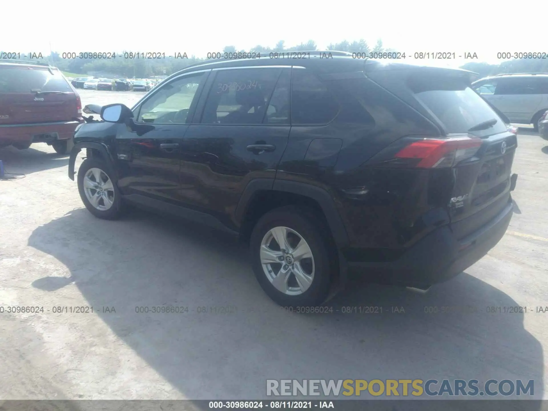 3 Photograph of a damaged car JTMP1RFV8KD012458 TOYOTA RAV4 2019