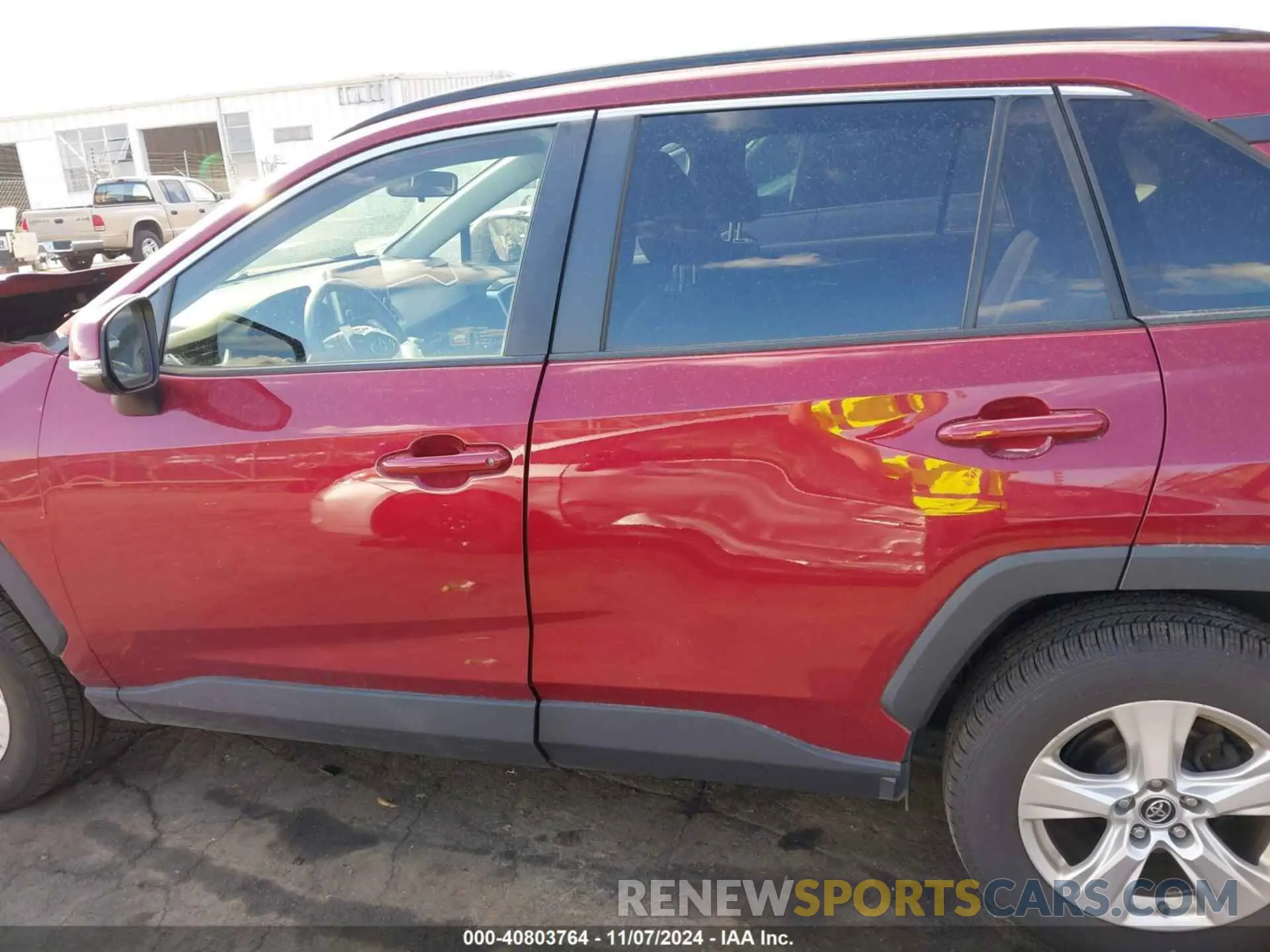 14 Photograph of a damaged car JTMP1RFV8KD029650 TOYOTA RAV4 2019