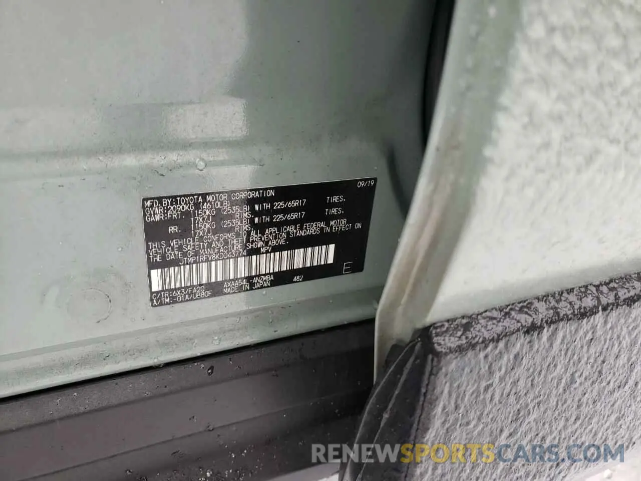 10 Photograph of a damaged car JTMP1RFV8KD043774 TOYOTA RAV4 2019