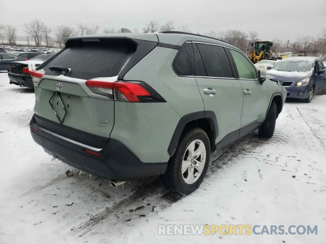 4 Photograph of a damaged car JTMP1RFV8KD043774 TOYOTA RAV4 2019