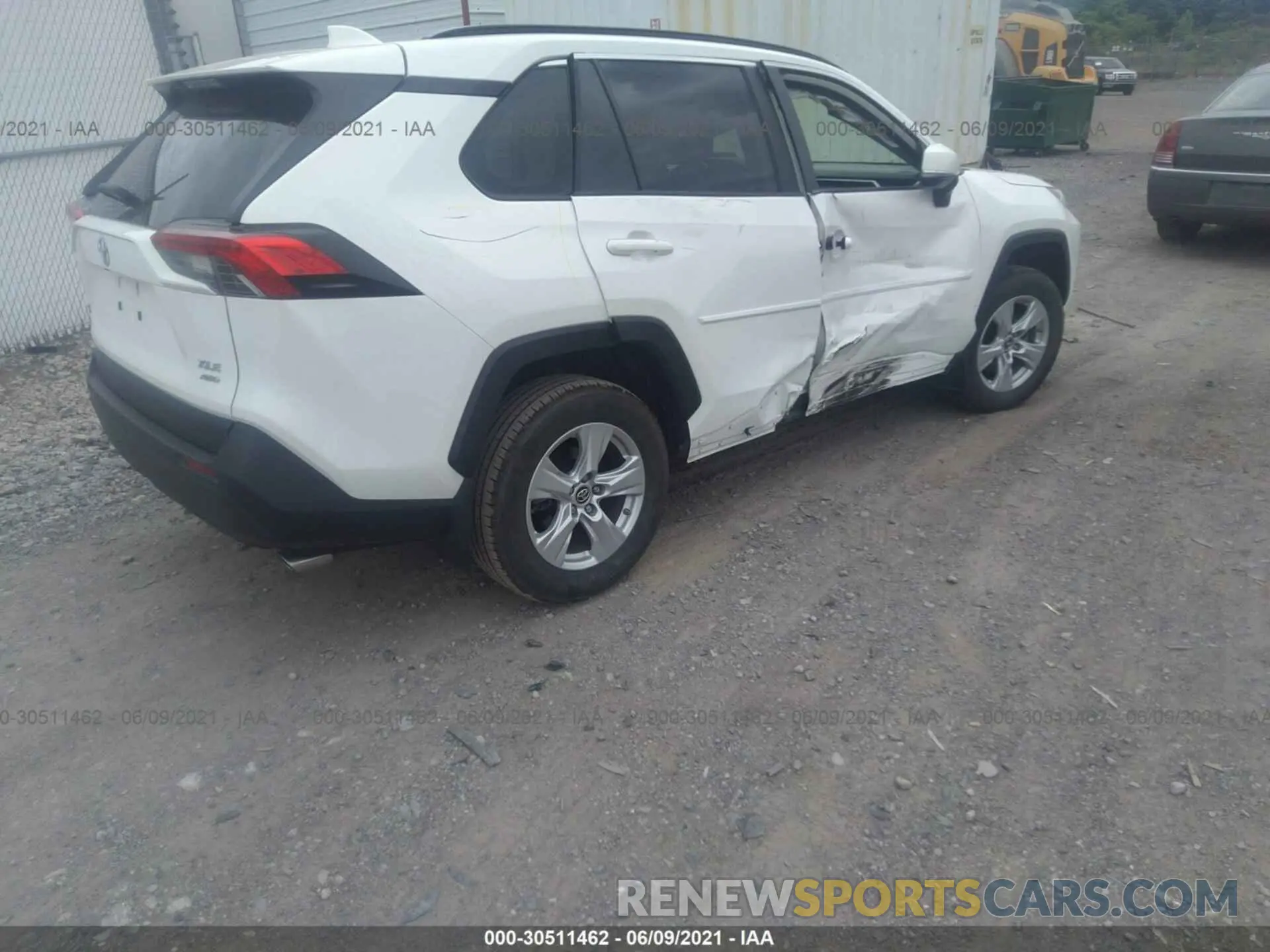 4 Photograph of a damaged car JTMP1RFV8KD505816 TOYOTA RAV4 2019