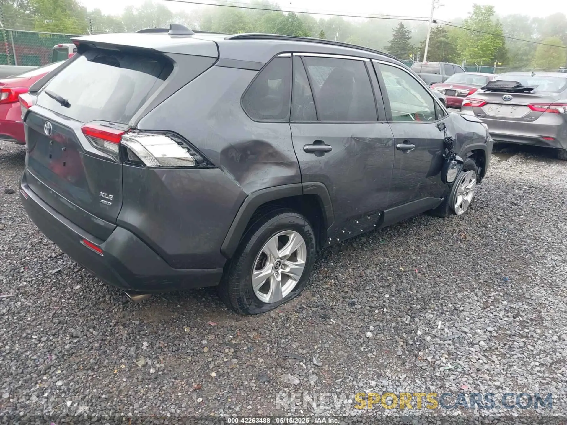 4 Photograph of a damaged car JTMP1RFV9KD041936 TOYOTA RAV4 2019