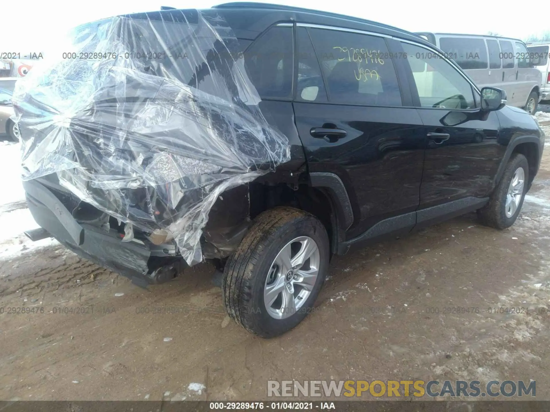 4 Фотография поврежденного автомобиля JTMP1RFV9KD506134 TOYOTA RAV4 2019