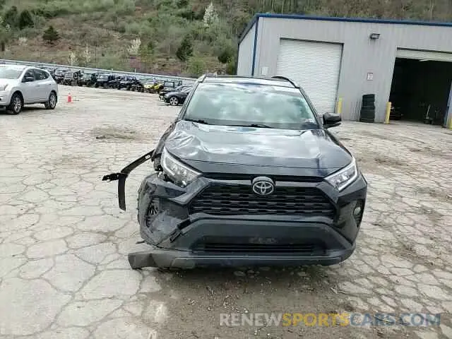 11 Photograph of a damaged car JTMP1RFVXKD508099 TOYOTA RAV4 2019
