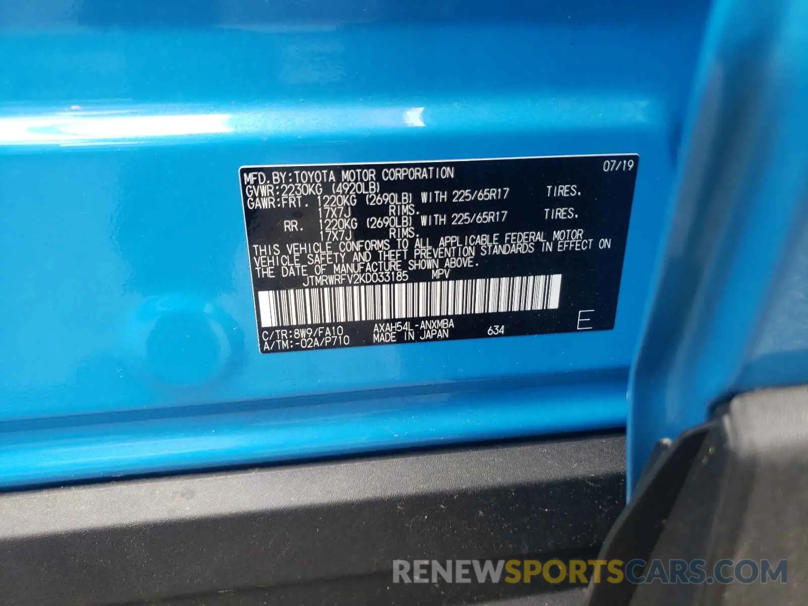 10 Photograph of a damaged car JTMRWRFV2KD033185 TOYOTA RAV4 2019
