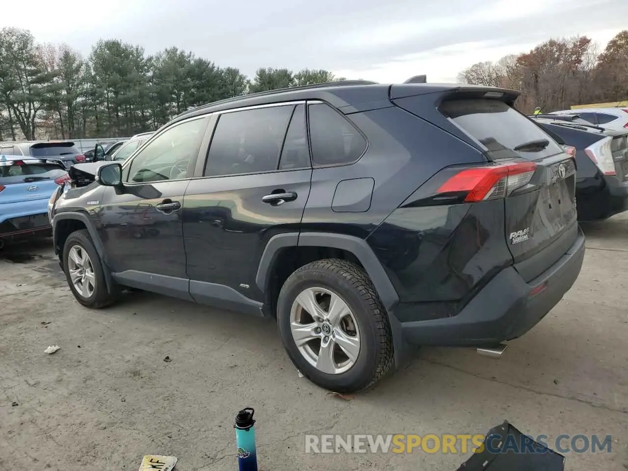 2 Фотография поврежденного автомобиля JTMRWRFV2KJ006411 TOYOTA RAV4 2019