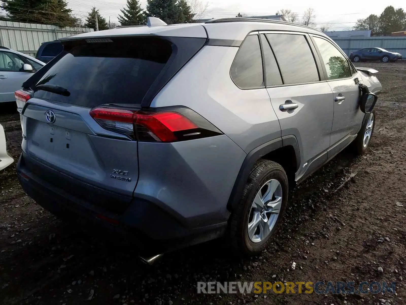 4 Photograph of a damaged car JTMRWRFV5KD512555 TOYOTA RAV4 2019