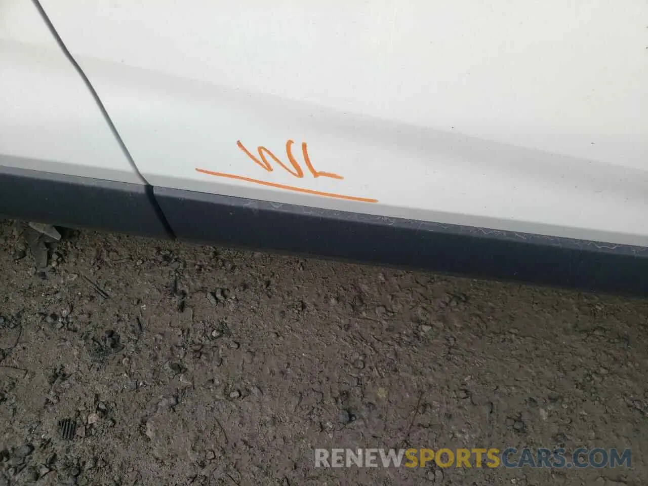 9 Photograph of a damaged car JTMRWRFV7KD502142 TOYOTA RAV4 2019