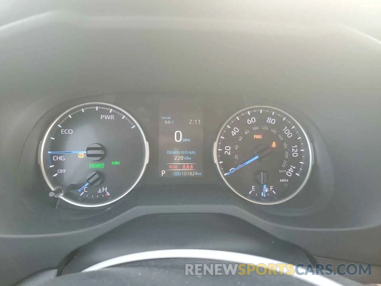 9 Photograph of a damaged car JTMRWRFV8KD011756 TOYOTA RAV4 2019