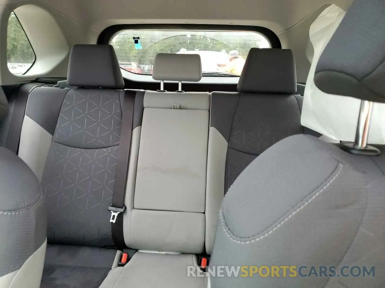 10 Фотография поврежденного автомобиля JTMRWRFV9KD028775 TOYOTA RAV4 2019