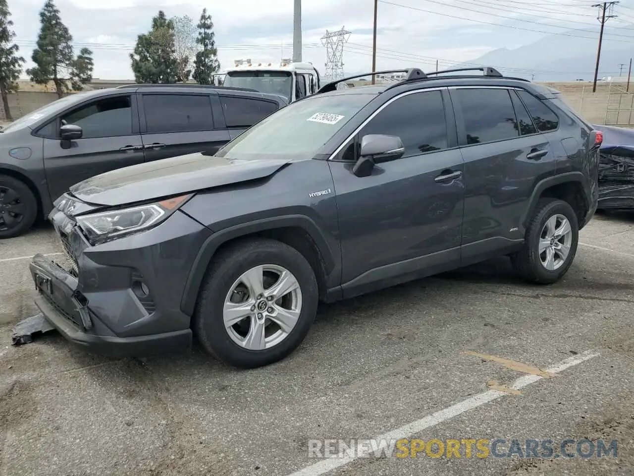 1 Фотография поврежденного автомобиля JTMRWRFVXKD015906 TOYOTA RAV4 2019