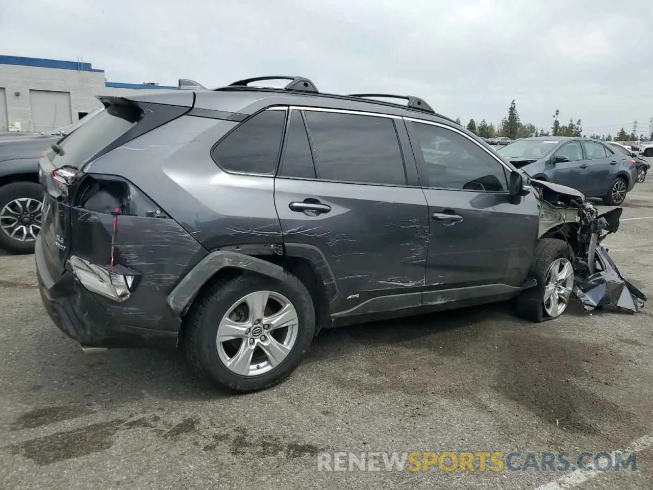 3 Фотография поврежденного автомобиля JTMRWRFVXKD015906 TOYOTA RAV4 2019