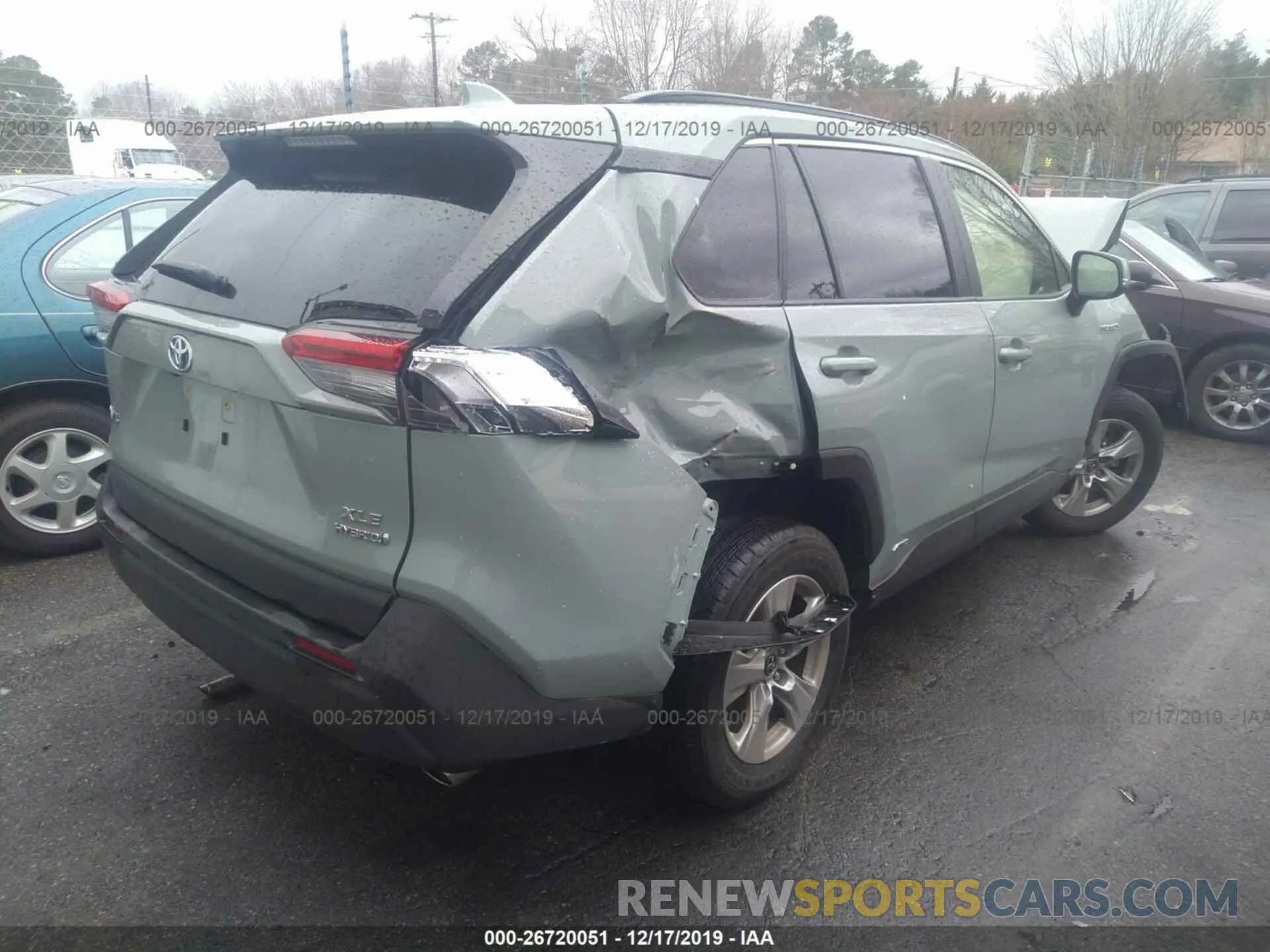 4 Photograph of a damaged car JTMRWRFVXKD018854 TOYOTA RAV4 2019