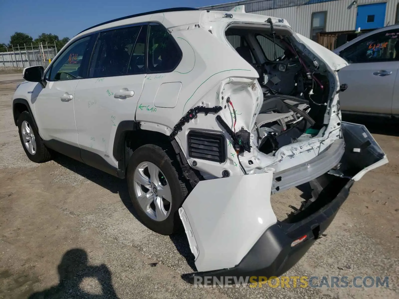 3 Photograph of a damaged car JTMRWRFVXKD026565 TOYOTA RAV4 2019