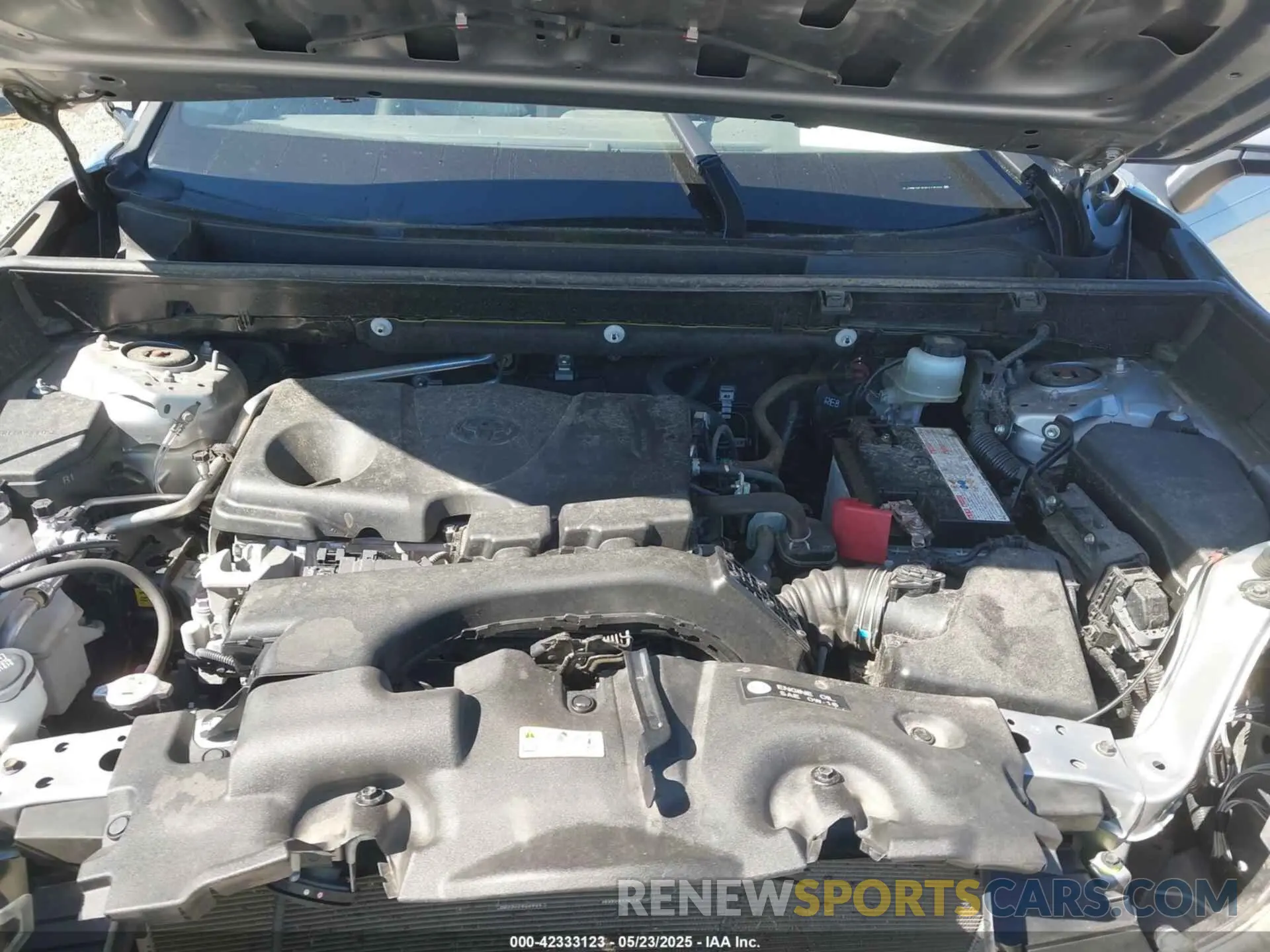 10 Photograph of a damaged car JTMW1RFV0KD008769 TOYOTA RAV4 2019