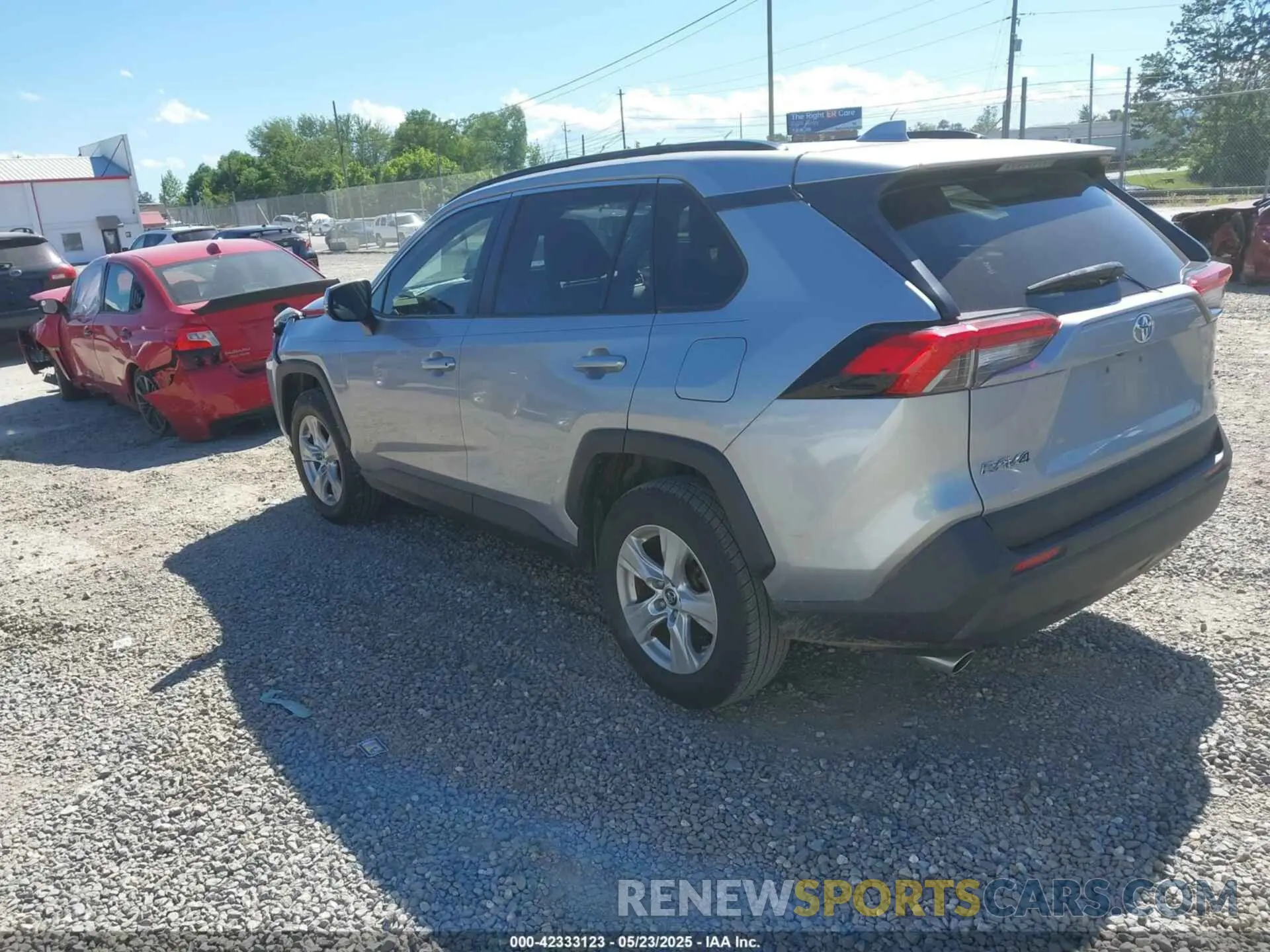 3 Photograph of a damaged car JTMW1RFV0KD008769 TOYOTA RAV4 2019