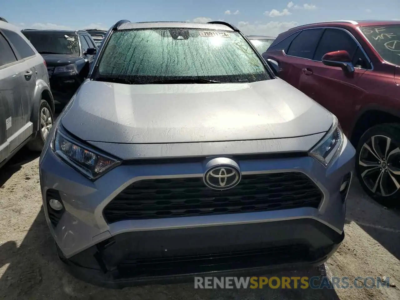 5 Photograph of a damaged car JTMW1RFV0KD013938 TOYOTA RAV4 2019