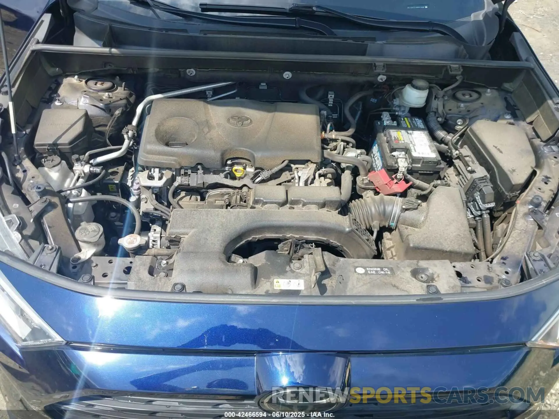 10 Photograph of a damaged car JTMW1RFV0KD512254 TOYOTA RAV4 2019