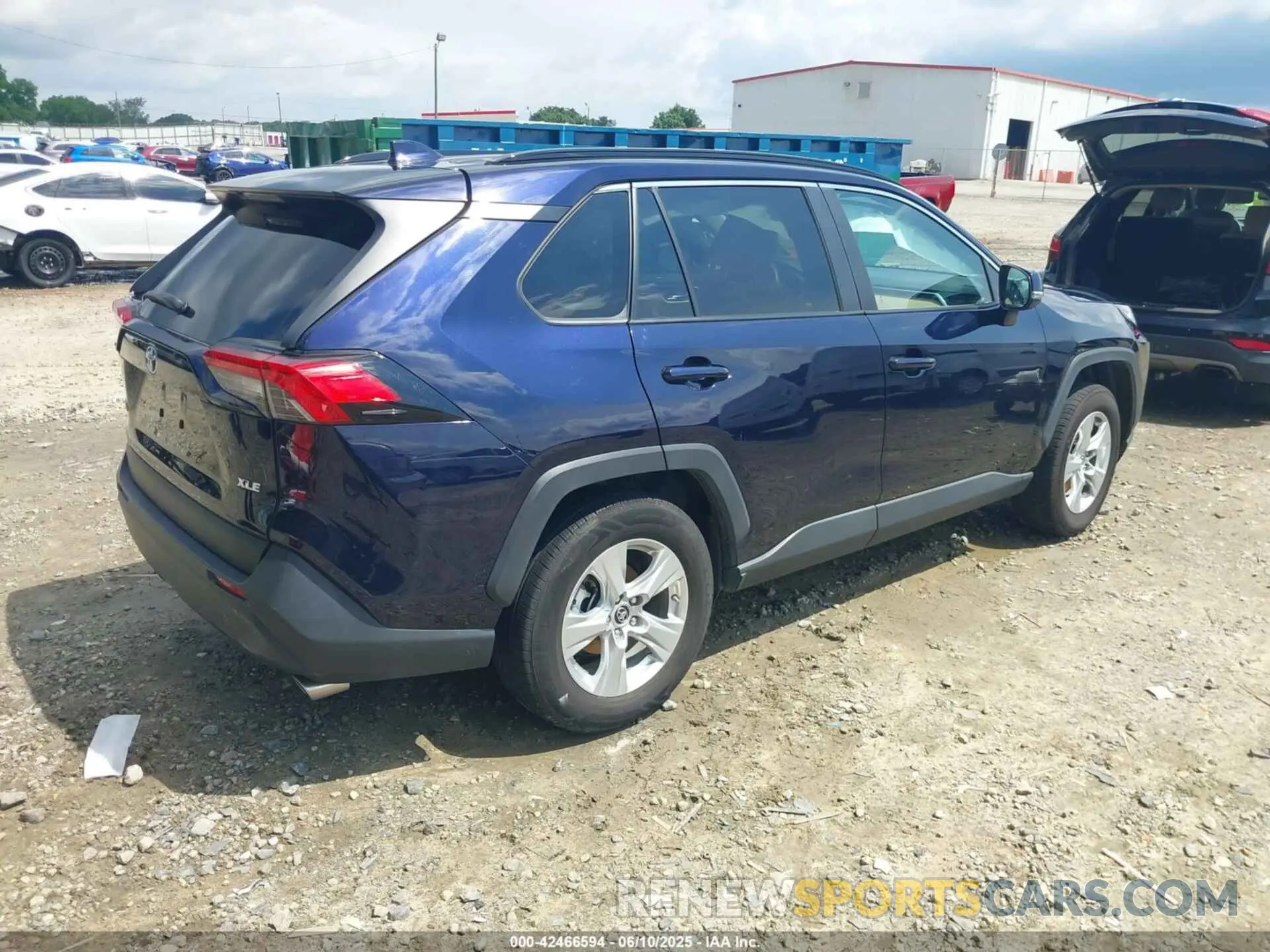 4 Photograph of a damaged car JTMW1RFV0KD512254 TOYOTA RAV4 2019